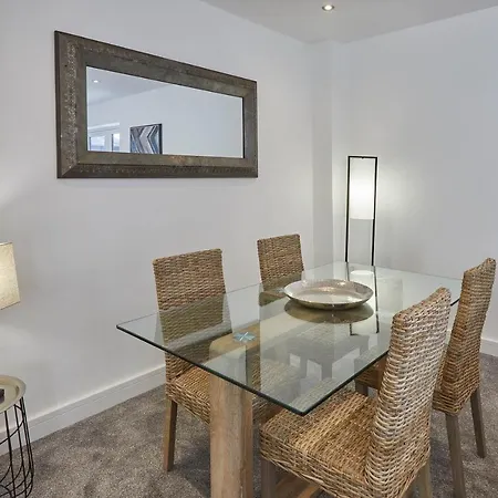 Host & - Welton View