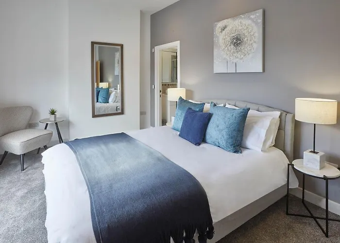 Host & - Welton View